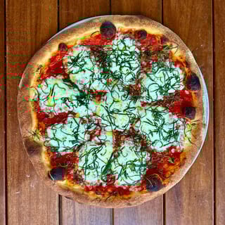 18" Whole Margherita Pizza